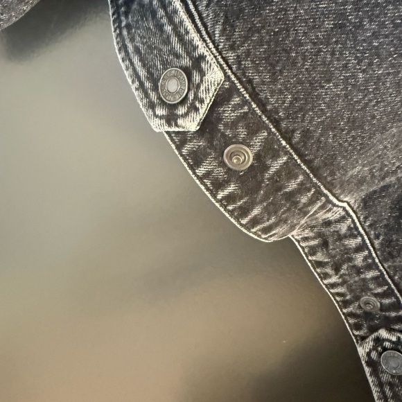 Agolde oversized S Charcoal Cropped Jean Jacket mint as new as possible cond - Picture 13 of 16